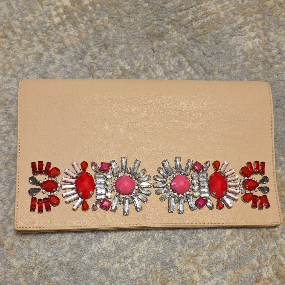 NWOT Embellished Tan Nude Peach Clutch